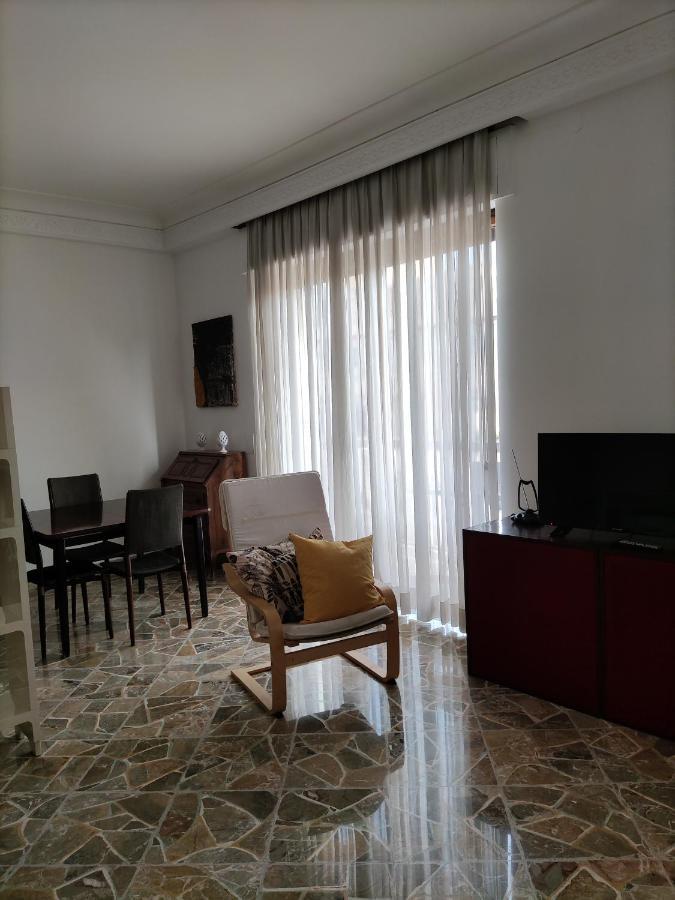 Stellium Hotel Palermo Bagian luar foto