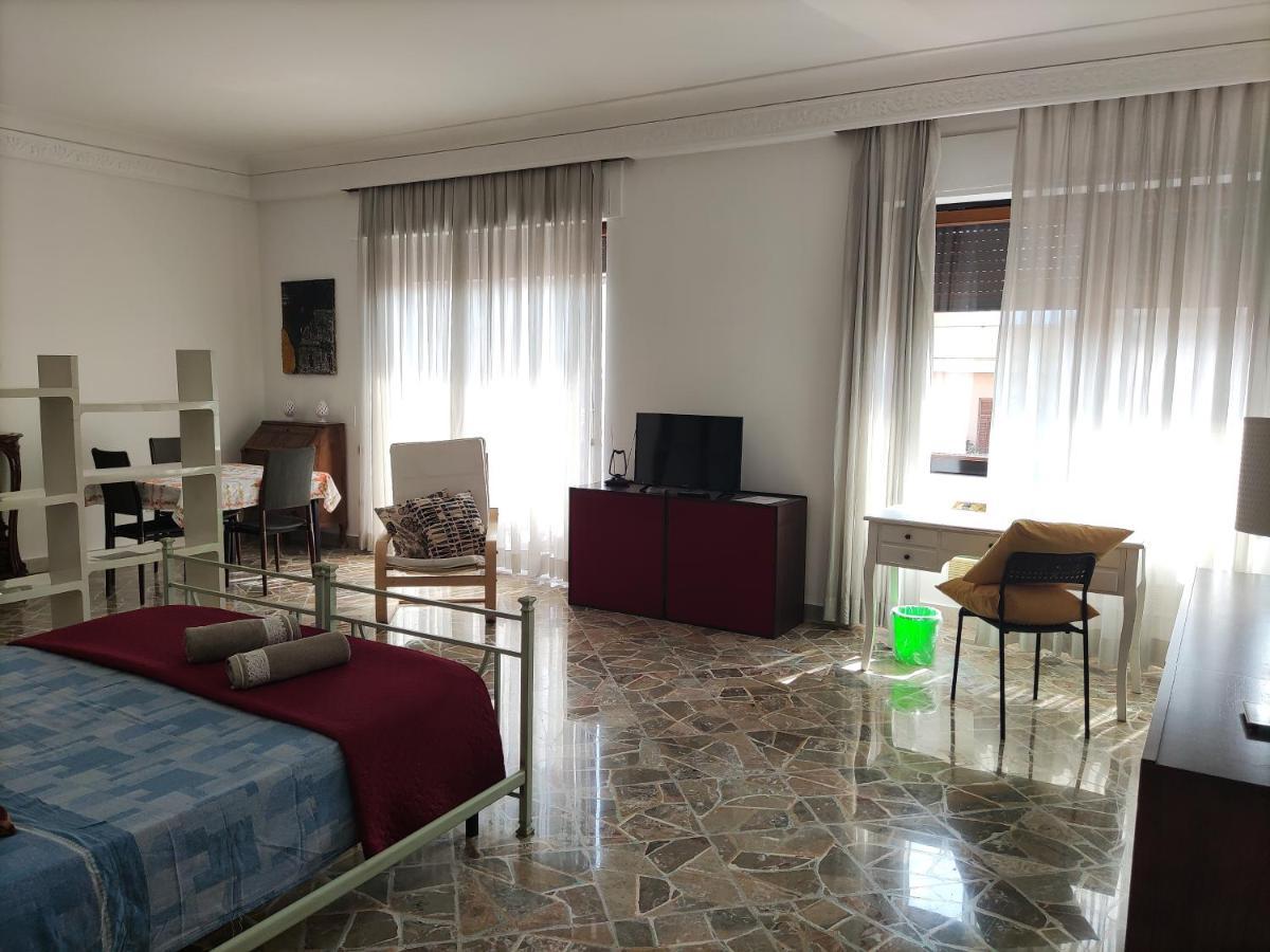 Stellium Hotel Palermo Bagian luar foto