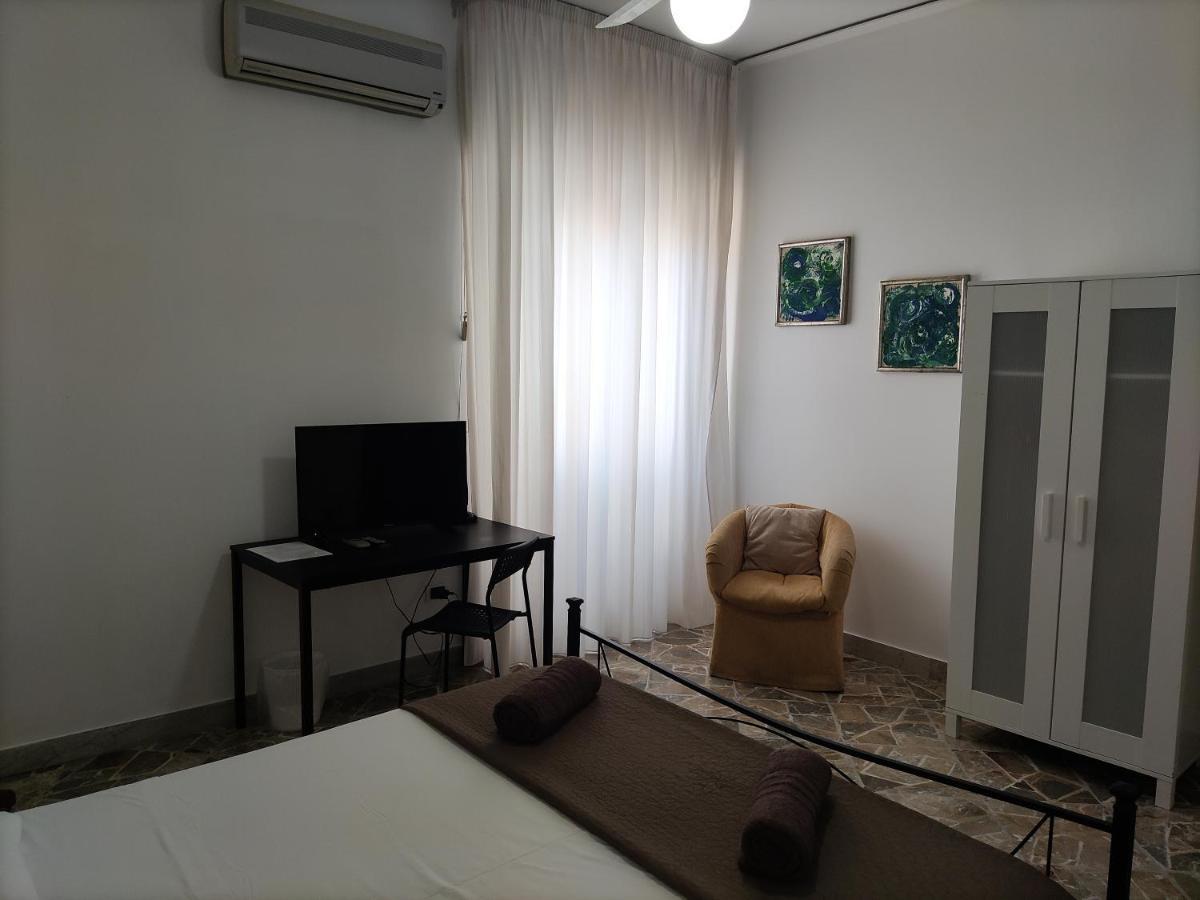 Stellium Hotel Palermo Bagian luar foto
